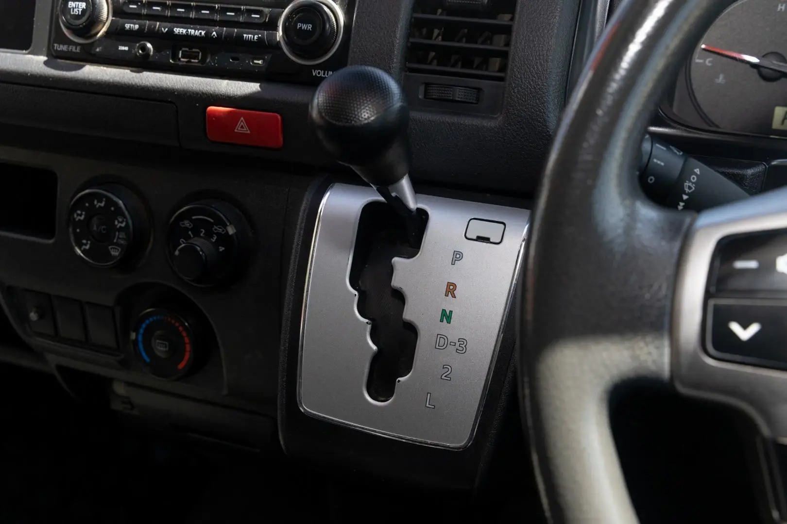 2016 Toyota Hiace Gallery Image 16