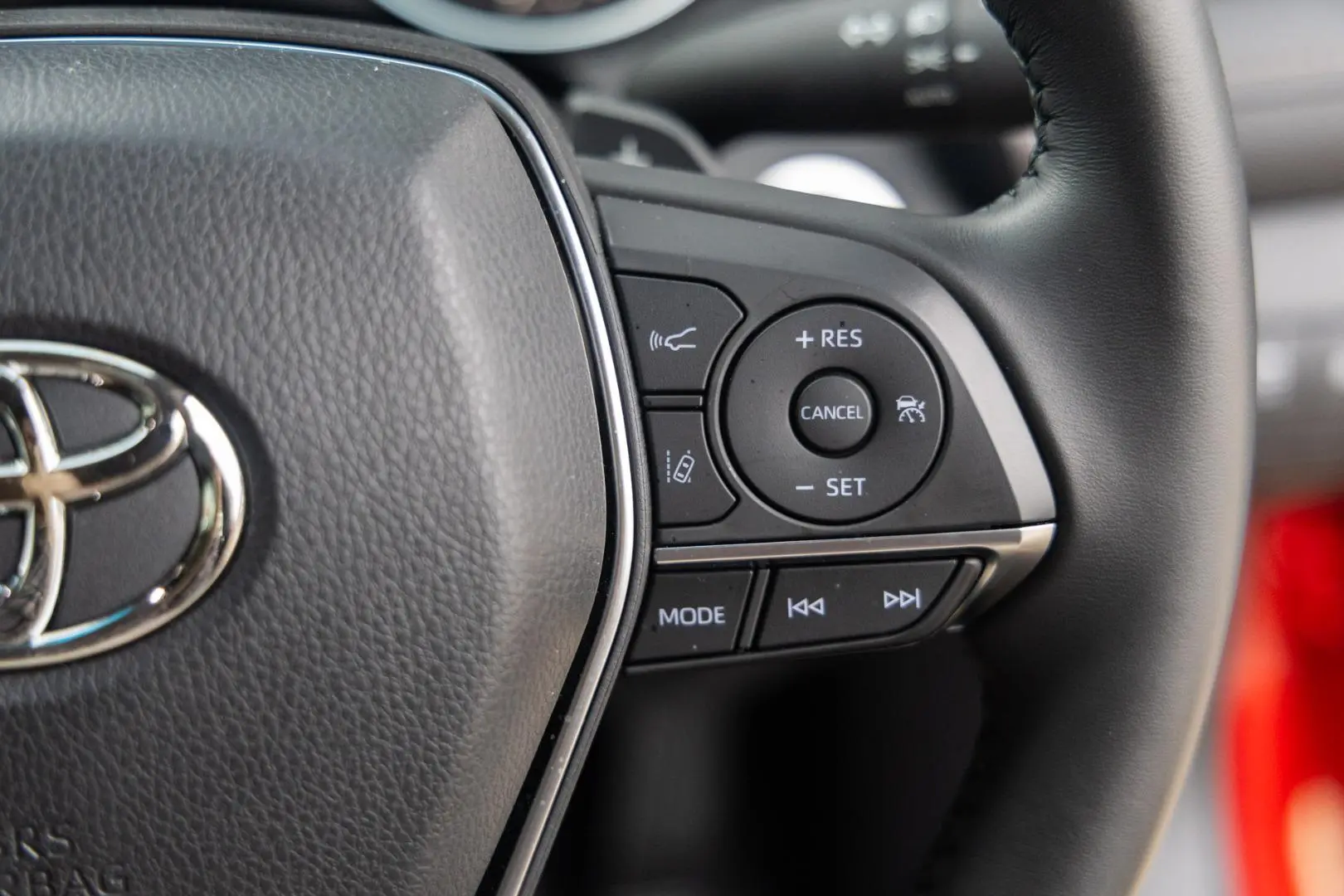 2020 Toyota Camry Gallery Image 12