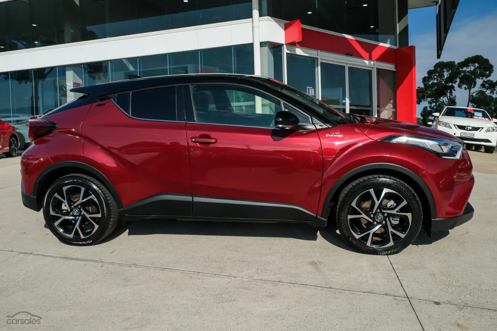 2019 Toyota C-HR Image 3