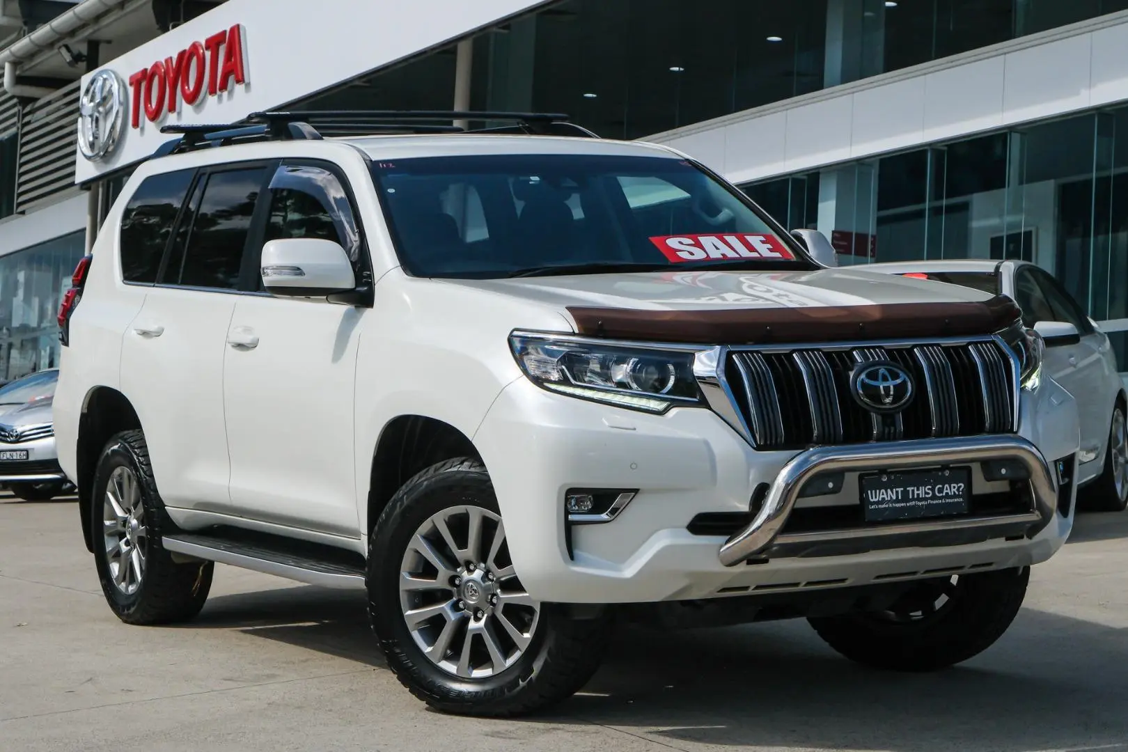 2018 Toyota Landcruiser Prado Gallery Image 1