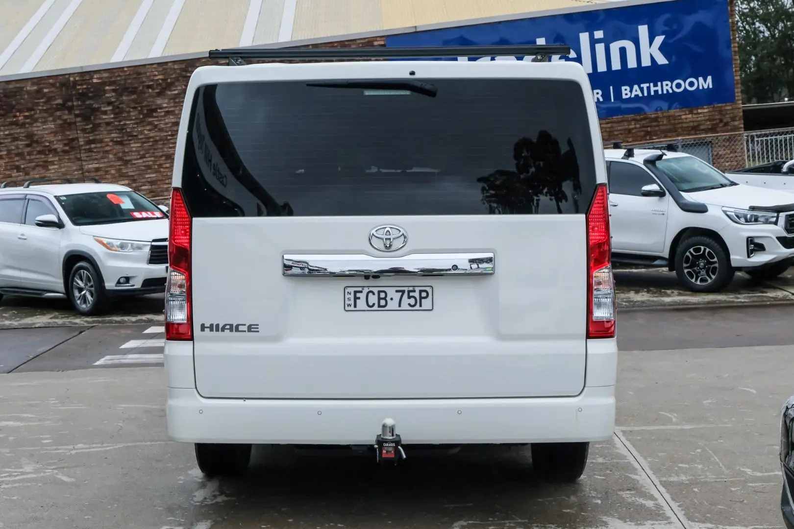 2023 Toyota Hiace Gallery Image 5