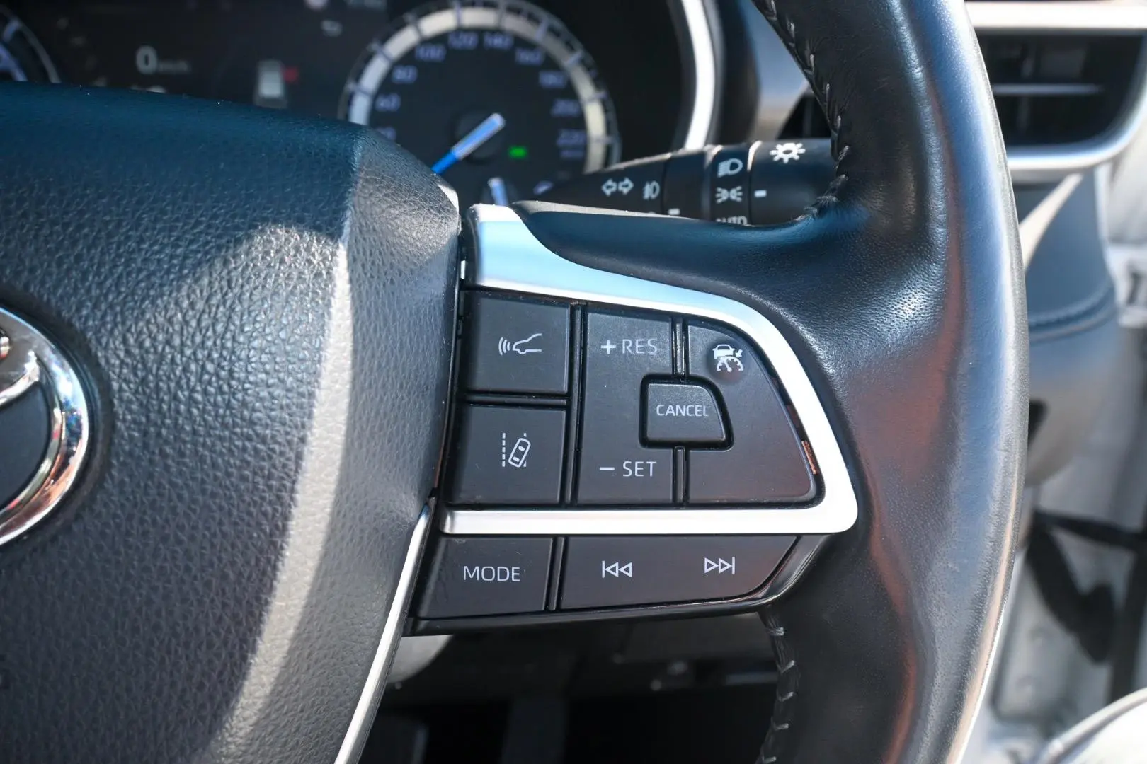 2022 Toyota Kluger Gallery Image 13