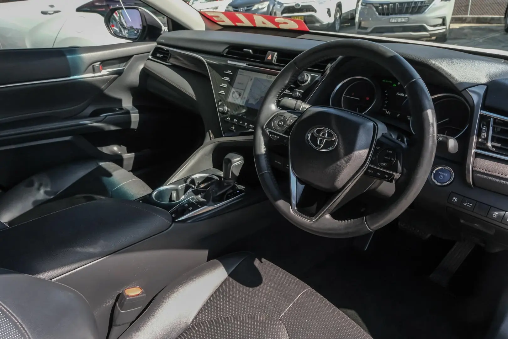 2018 Toyota Camry Gallery Image 7