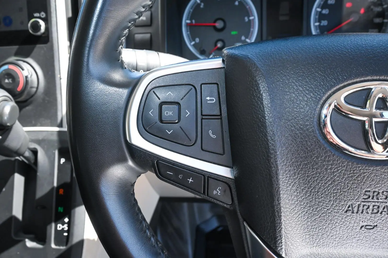 2024 Toyota Hiace Gallery Image 12