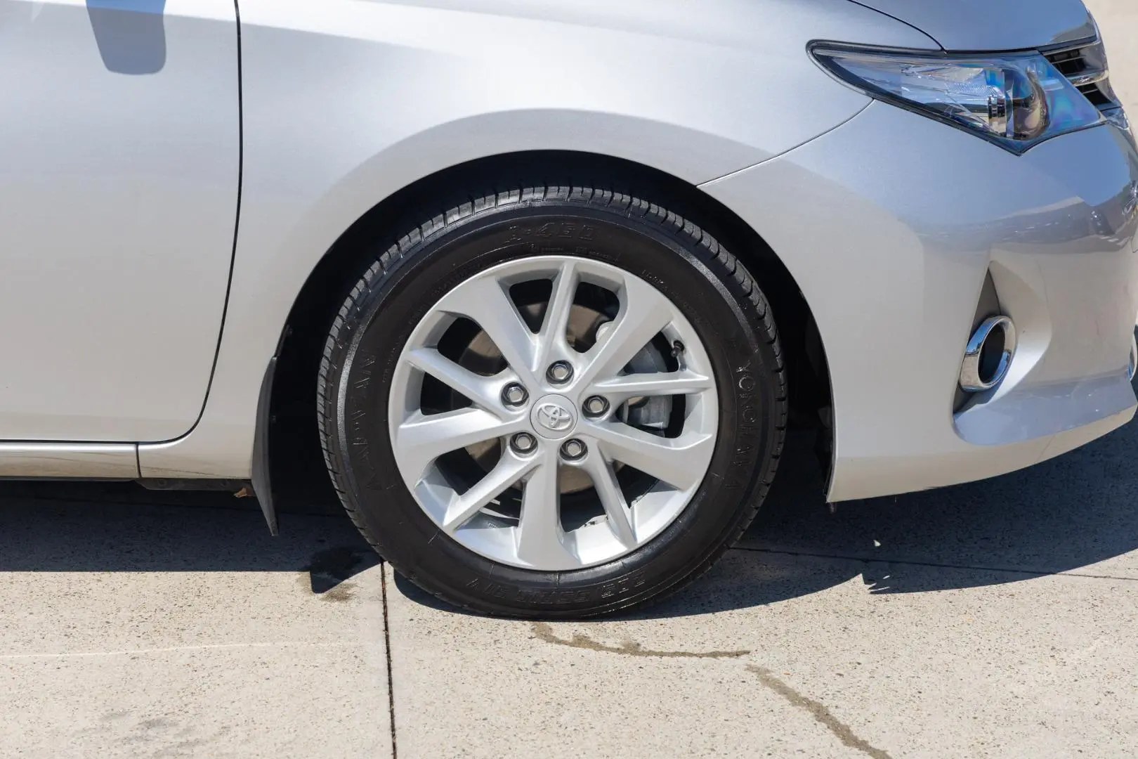 2013 Toyota Corolla Gallery Image 20