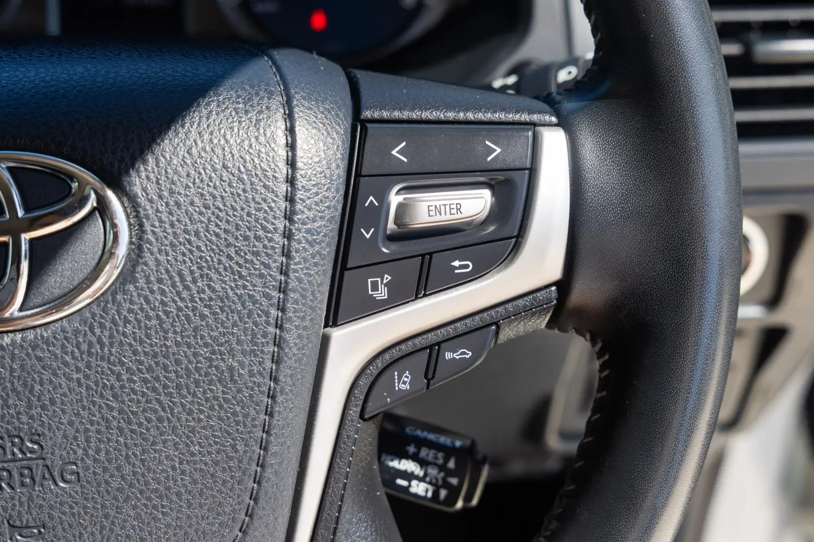 2023 Toyota Landcruiser Prado Gallery Image 15