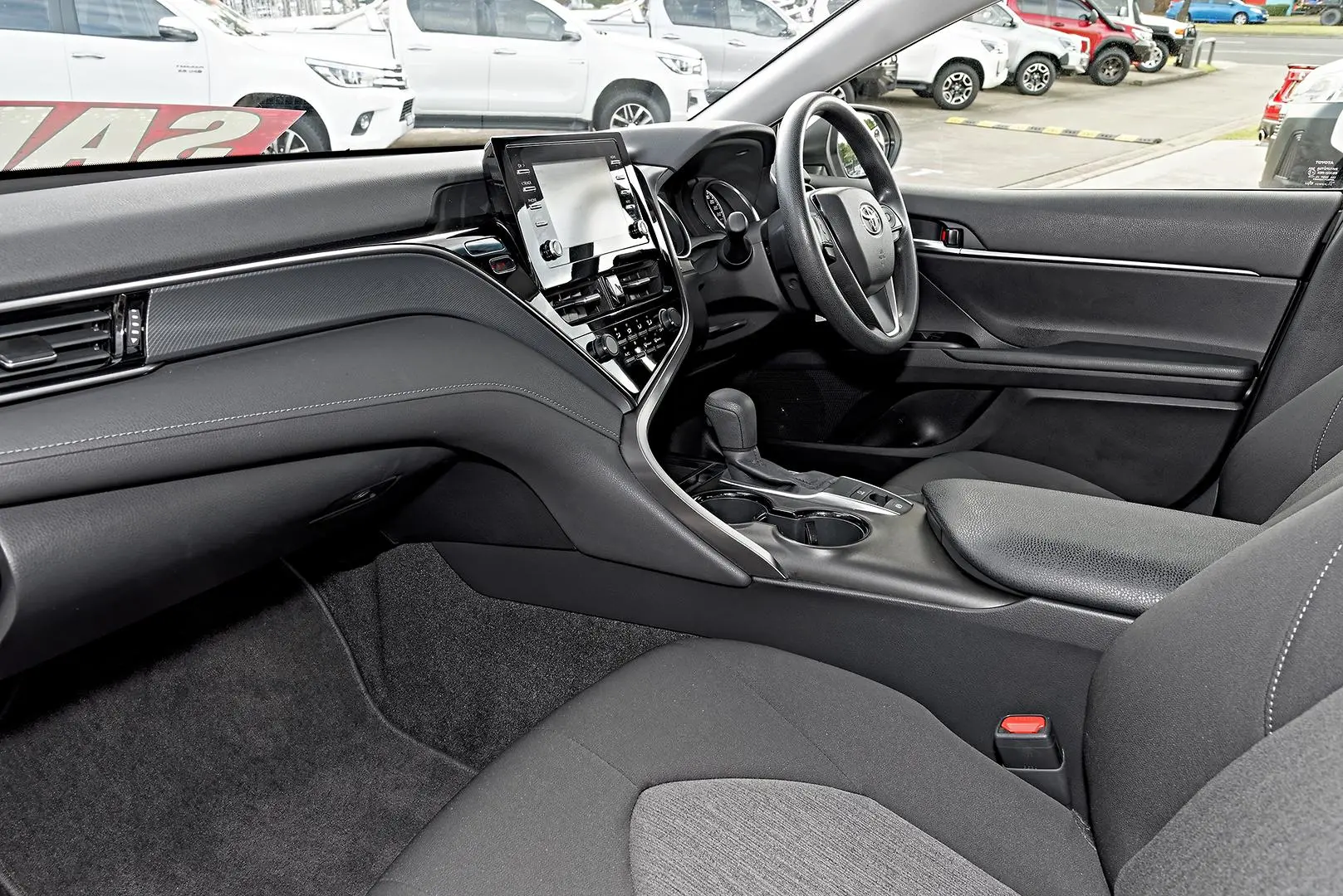 2024 Toyota Camry Gallery Image 8