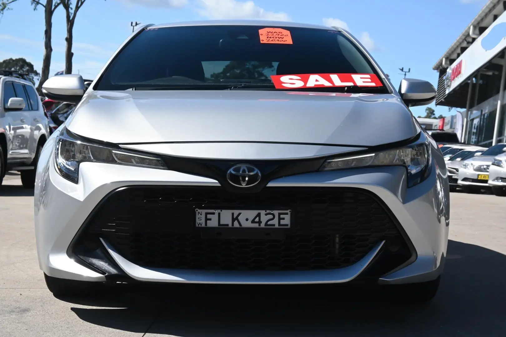 2018 Toyota Corolla Gallery Image 4