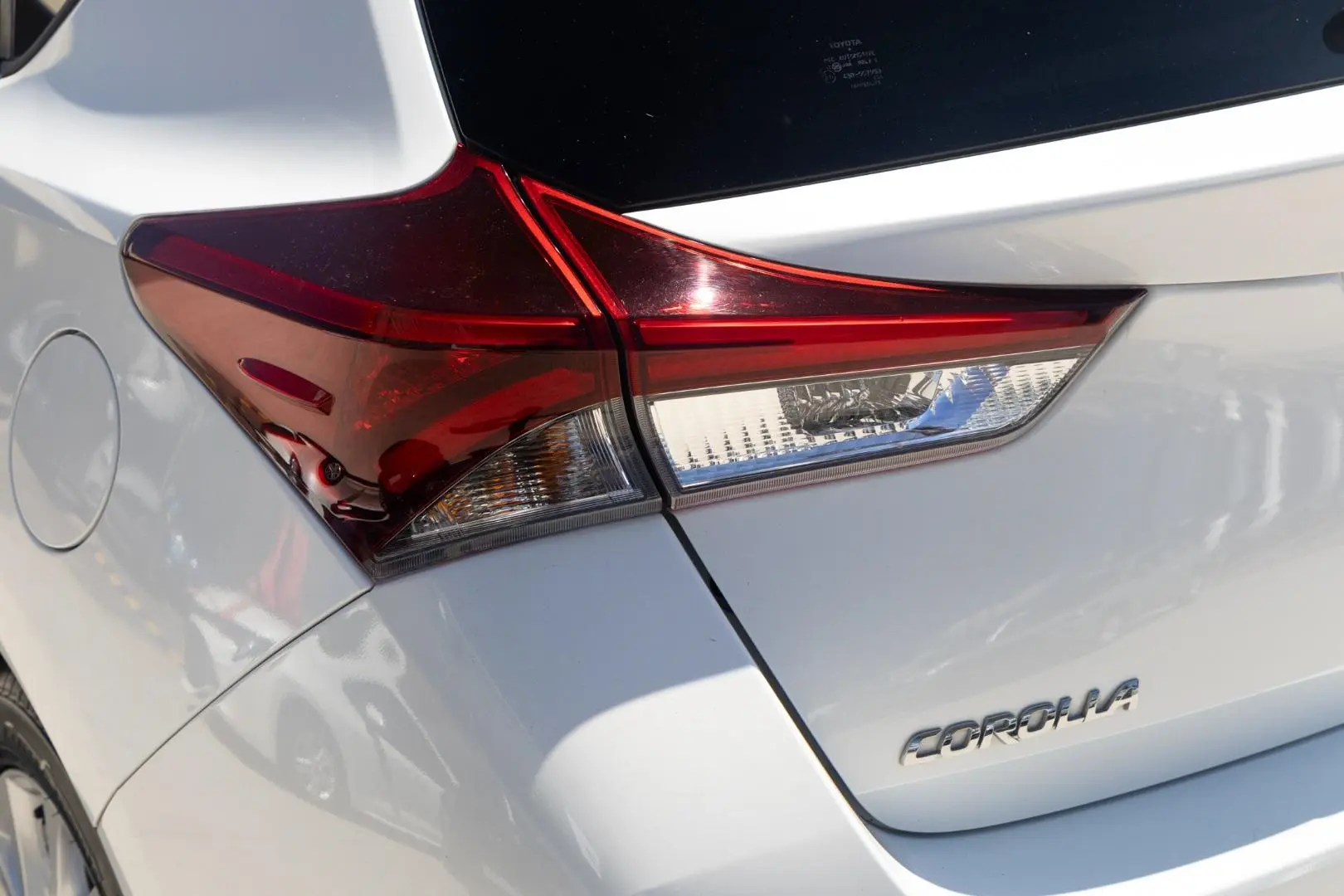 2015 Toyota Corolla Gallery Image 20