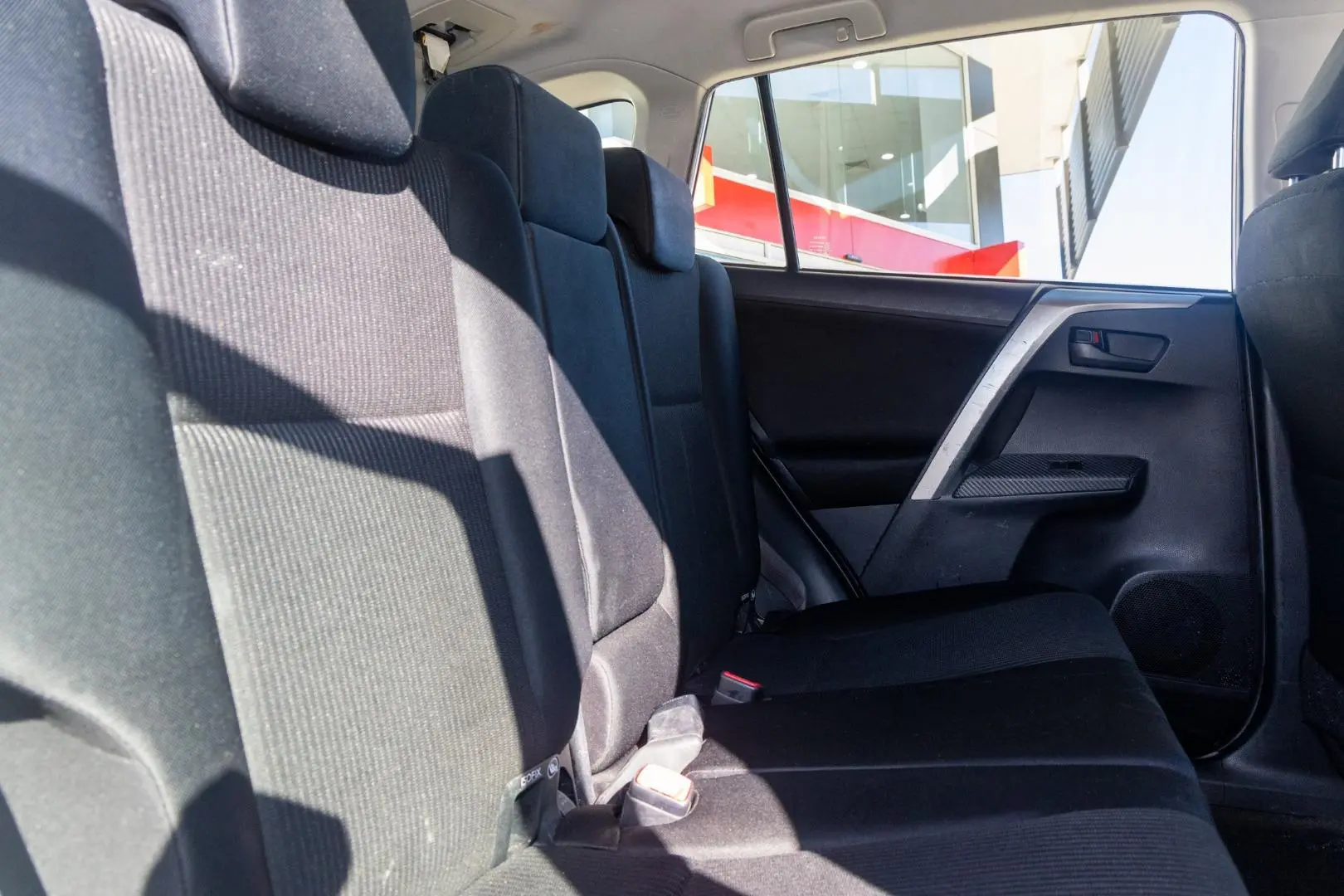 2013 Toyota RAV4 Gallery Image 9