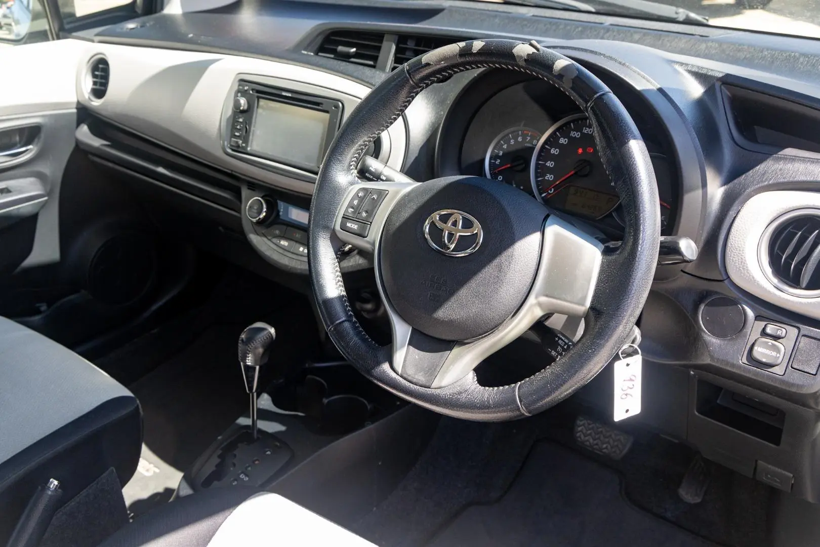2012 Toyota Yaris Gallery Image 7