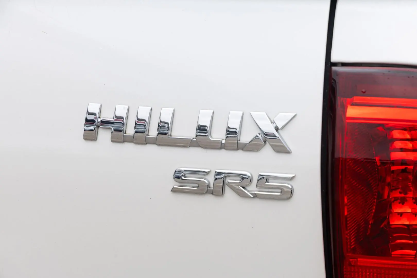 2016 Toyota Hilux Gallery Image 20