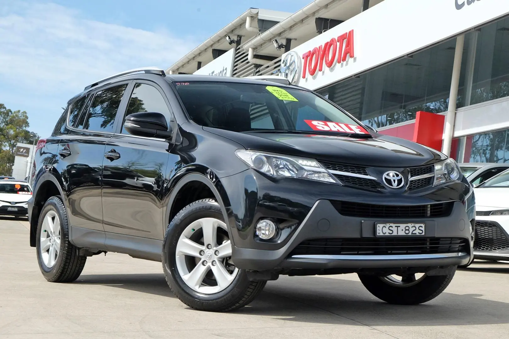 2014 Toyota RAV4 Image 1