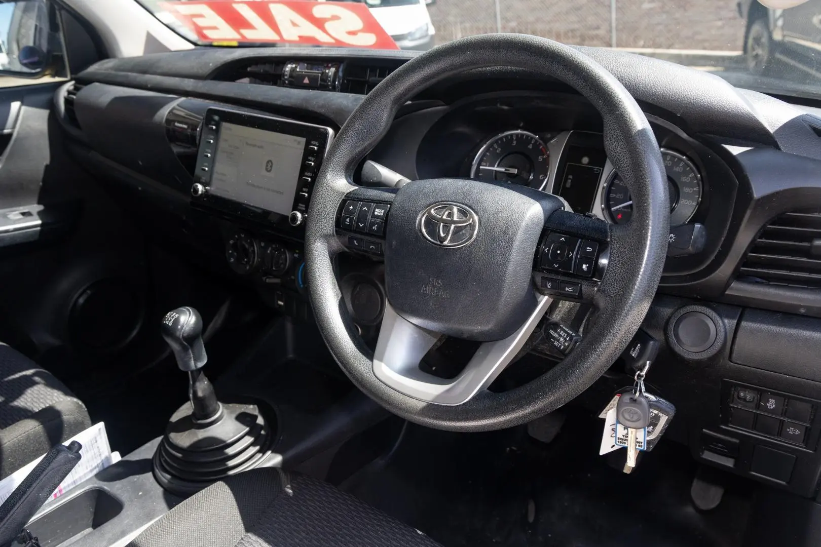 2022 Toyota Hilux Gallery Image 7