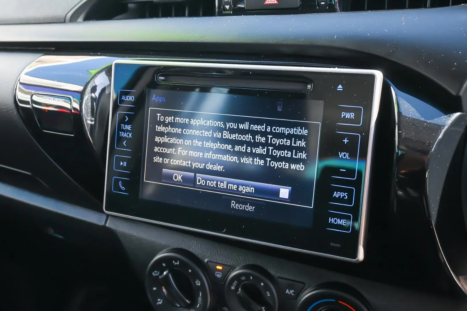 2020 Toyota Hilux Gallery Image 17