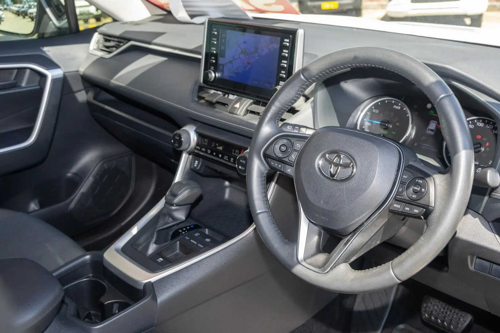 2021 Toyota RAV4 Gallery Image 7