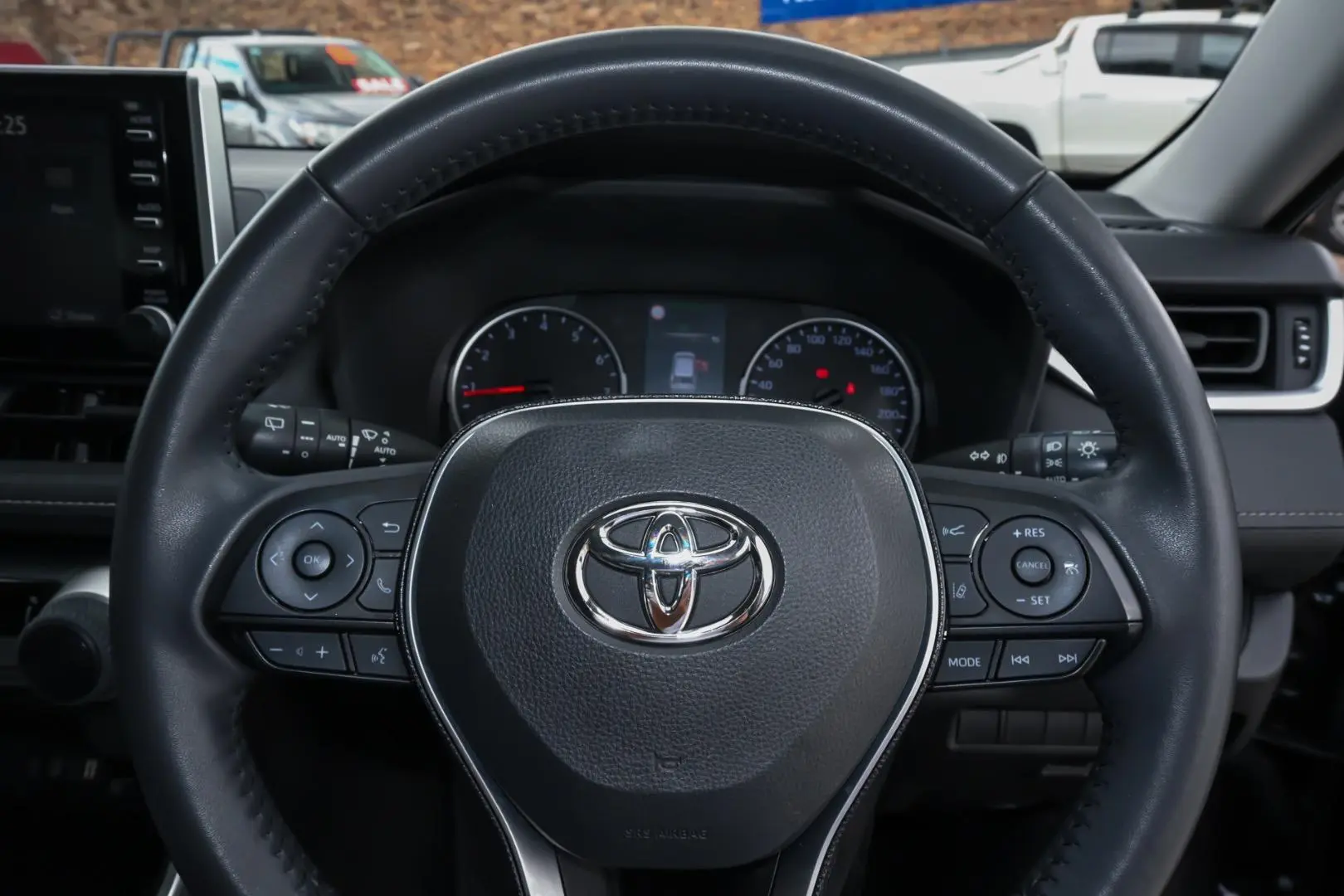 2021 Toyota RAV4 Gallery Image 11