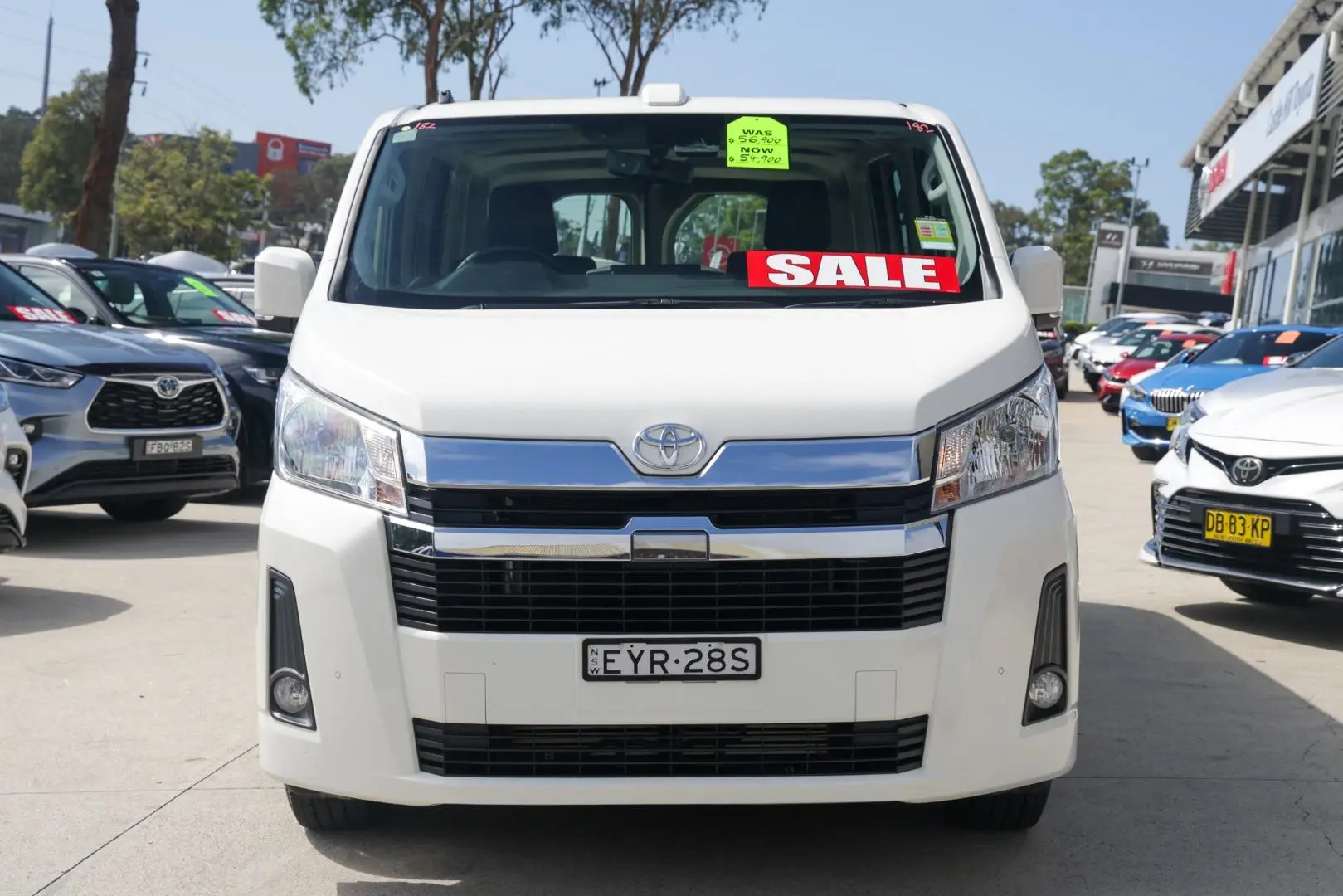 2023 Toyota Hiace Gallery Image 4