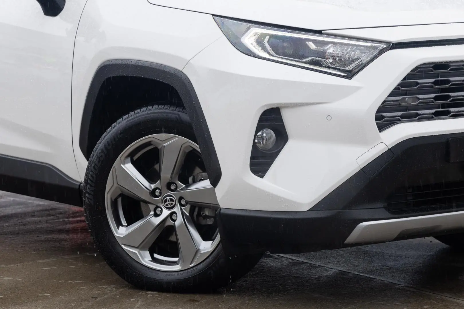 2021 Toyota RAV4 Gallery Image 6