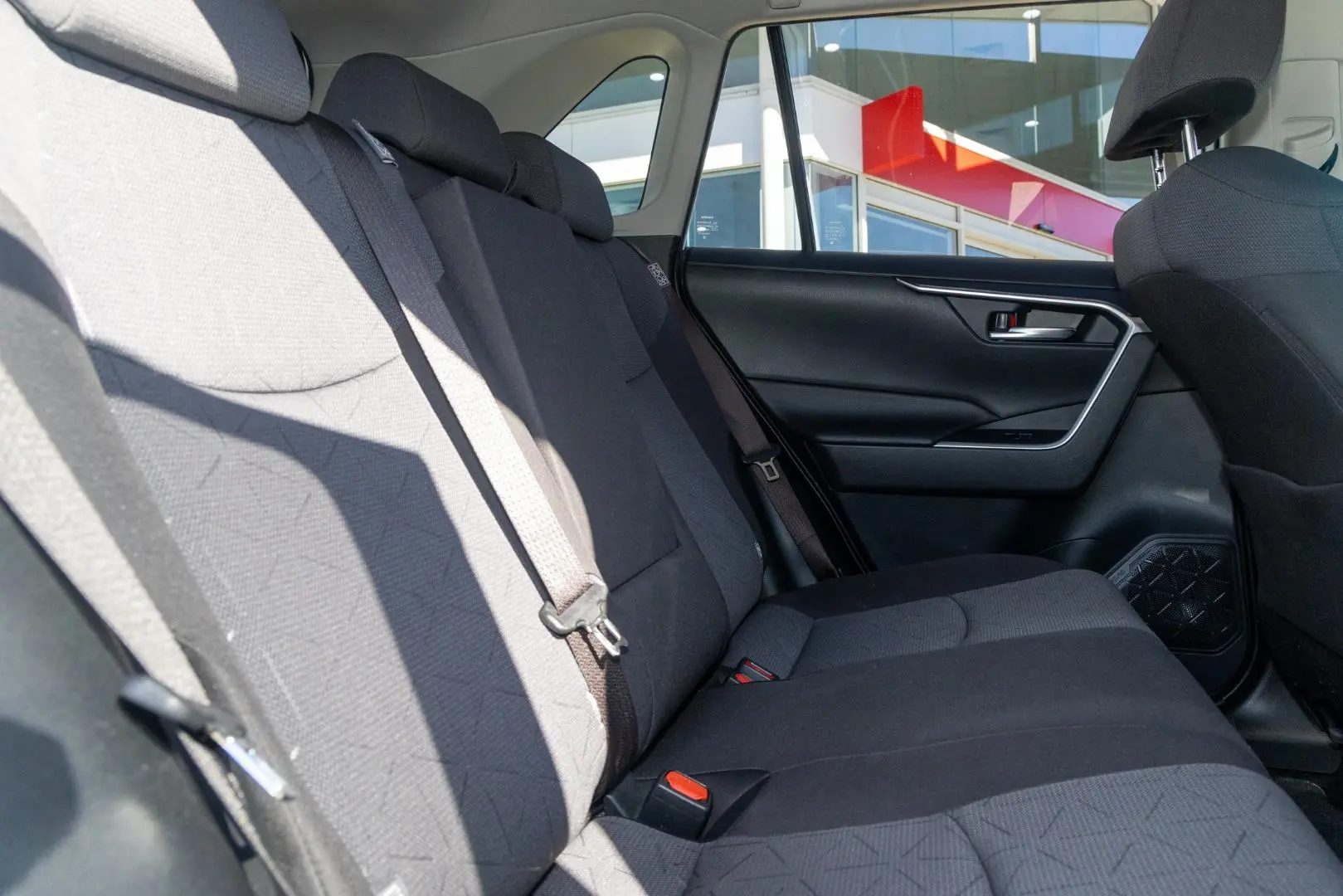 2021 Toyota RAV4 Gallery Image 9