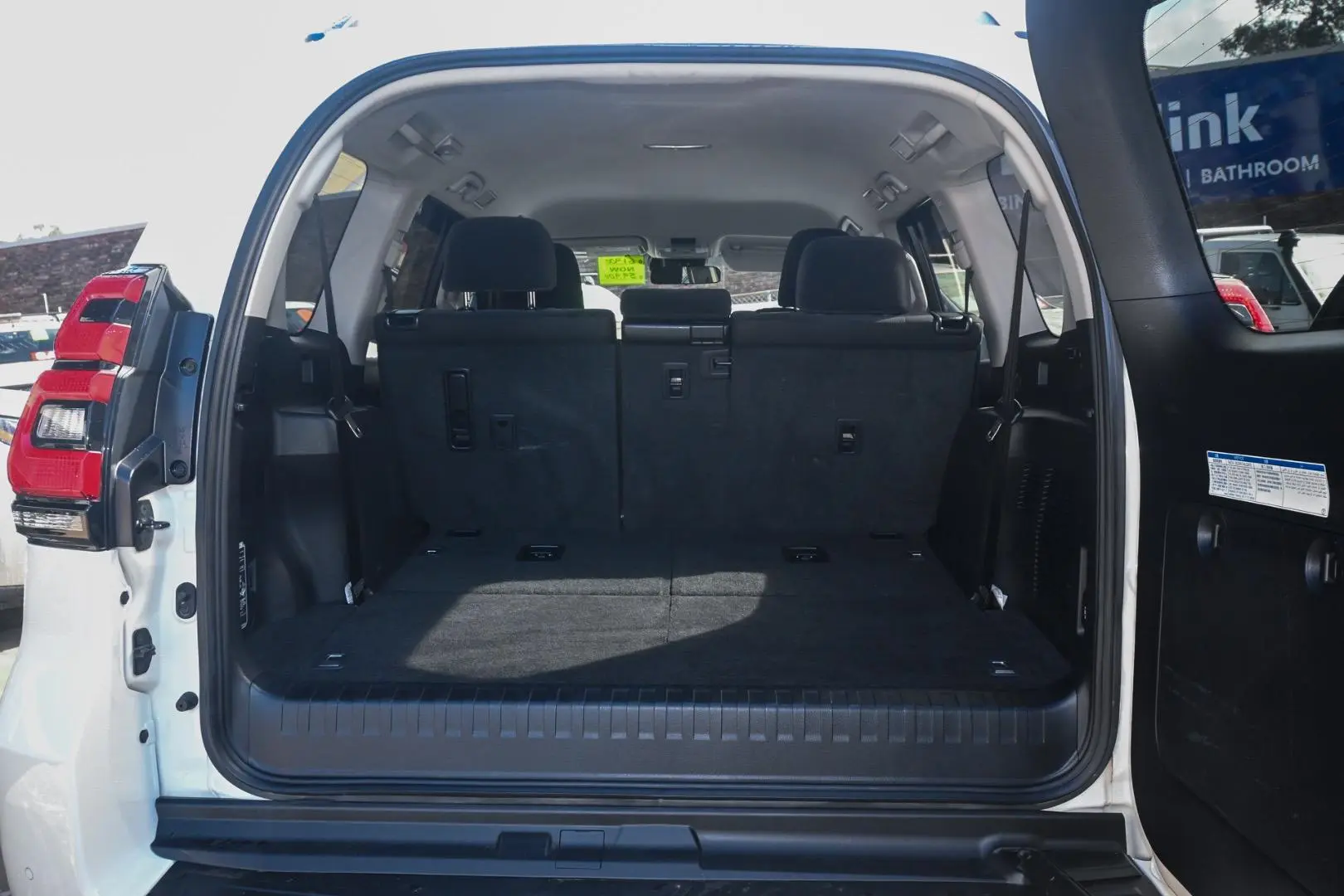 2021 Toyota Landcruiser Prado Gallery Image 21