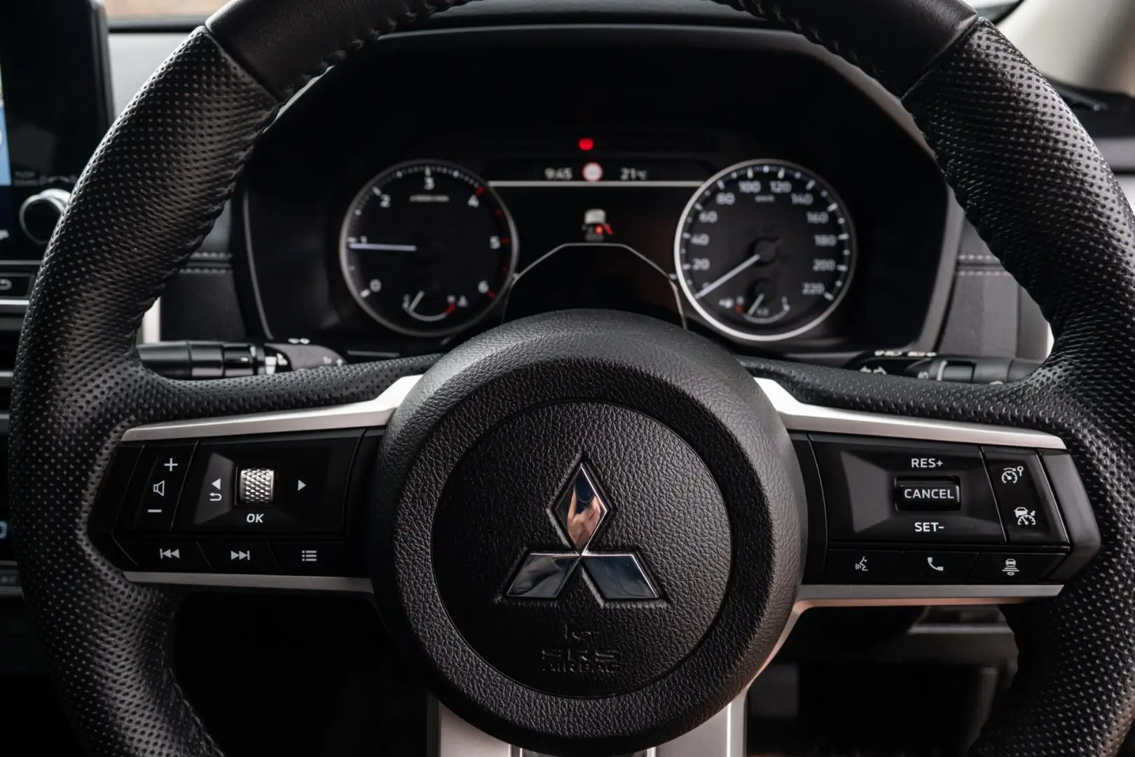 2024 Mitsubishi Triton Gallery Image 16