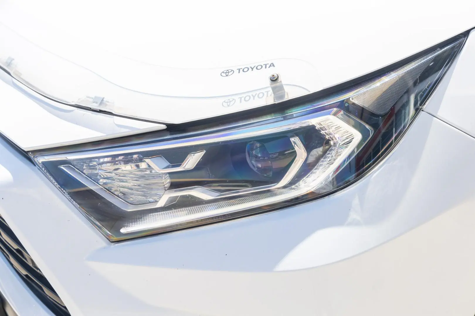 2021 Toyota RAV4 Gallery Image 17