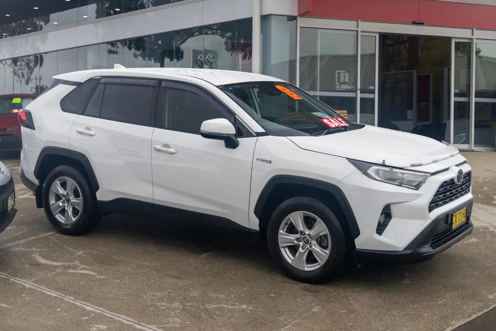 2020 Toyota RAV4 Gallery Image 3