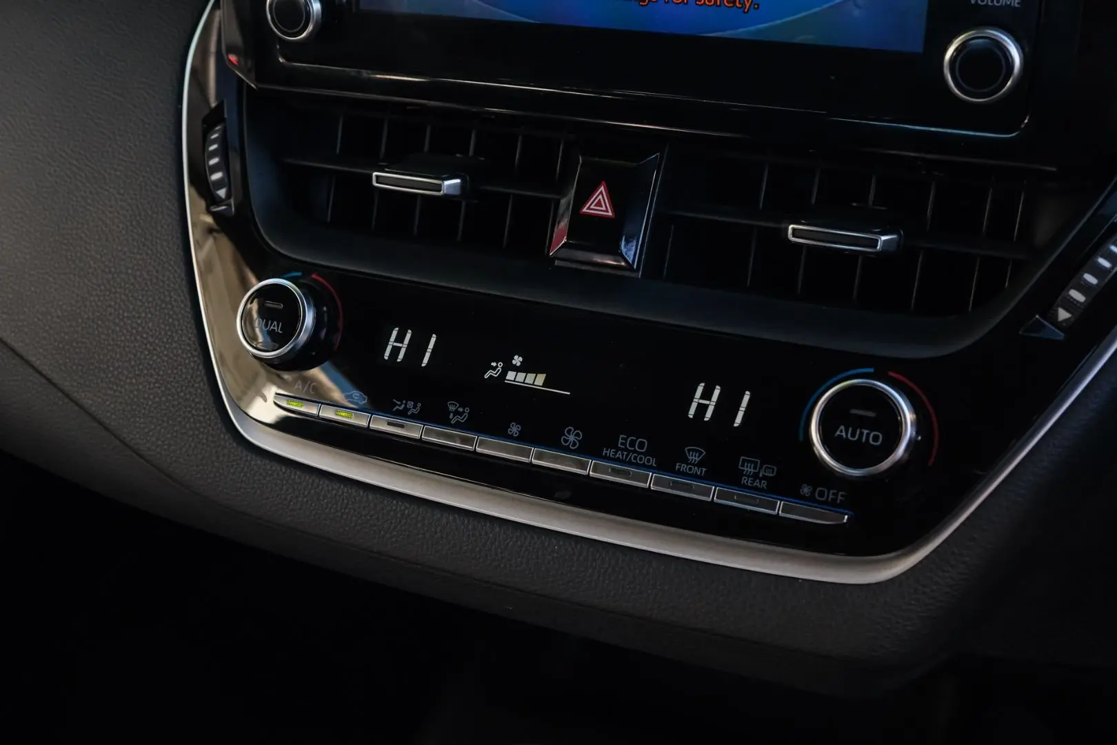 2020 Toyota Corolla Gallery Image 13