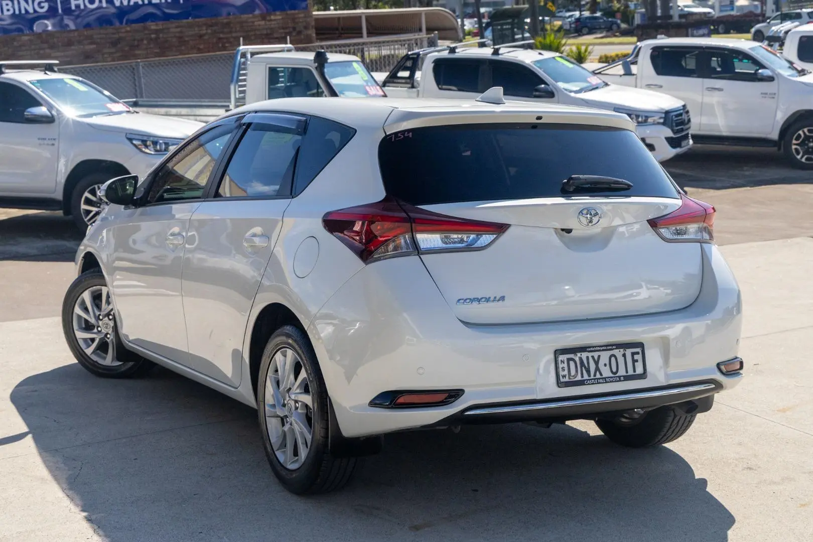 2017 Toyota Corolla Gallery Image 2