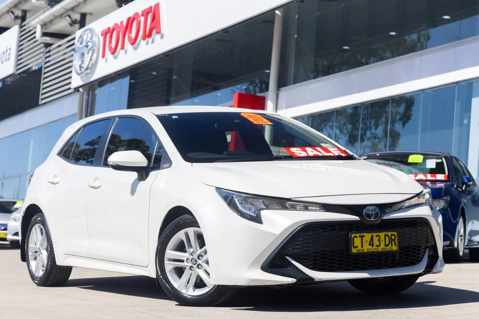 2019 Toyota Corolla Gallery Image 1