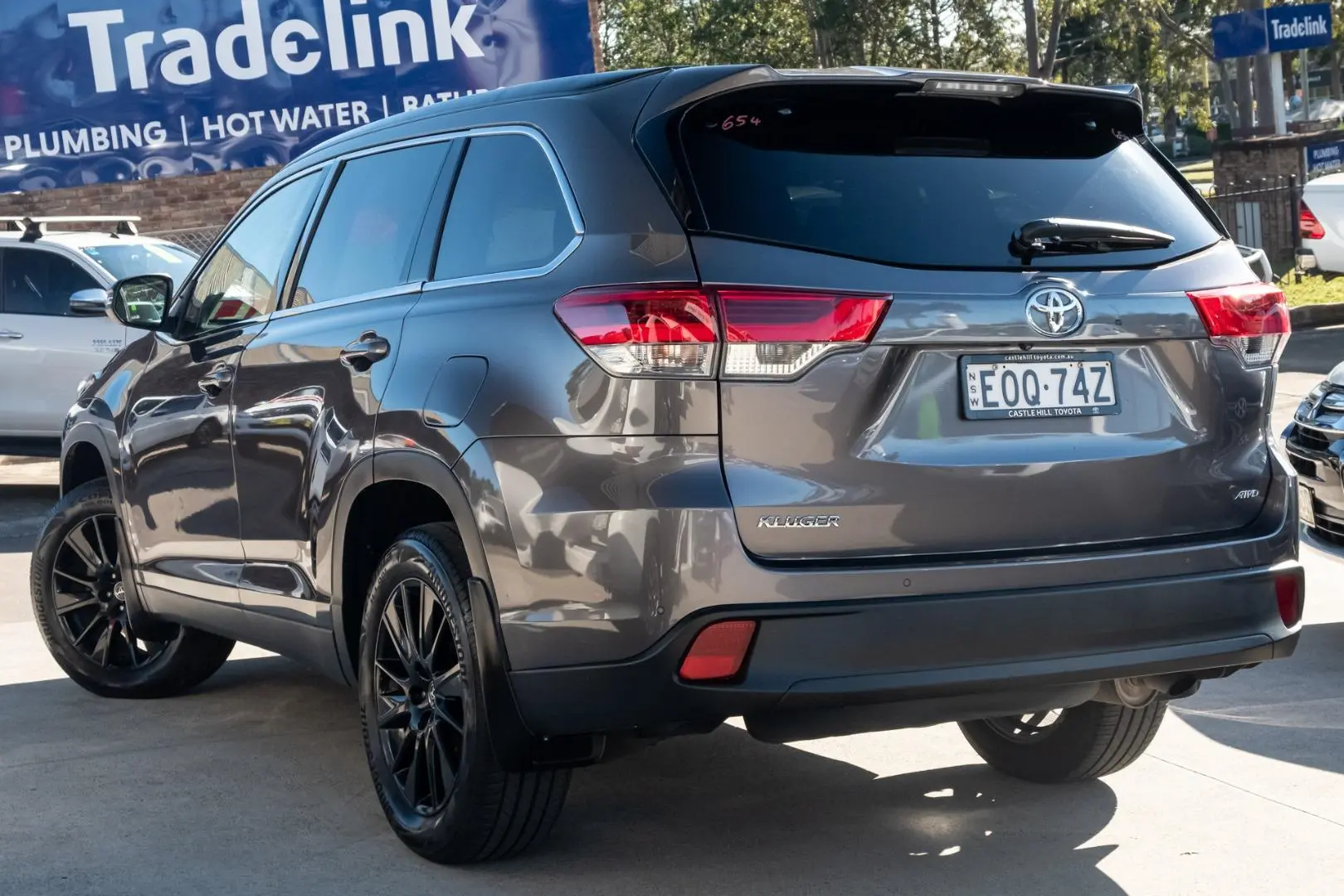2019 Toyota Kluger Gallery Image 2