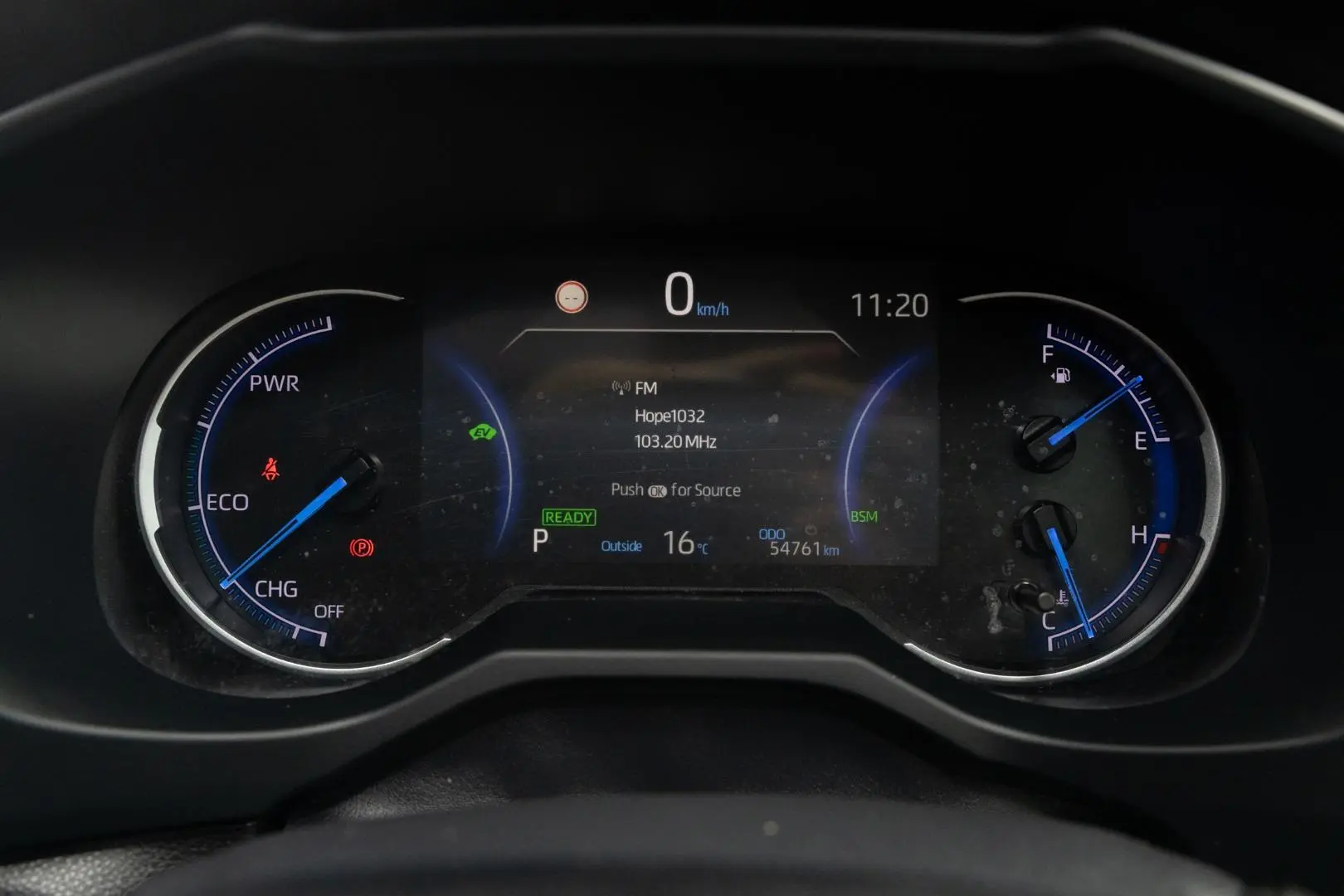 2020 Toyota RAV4 Gallery Image 13