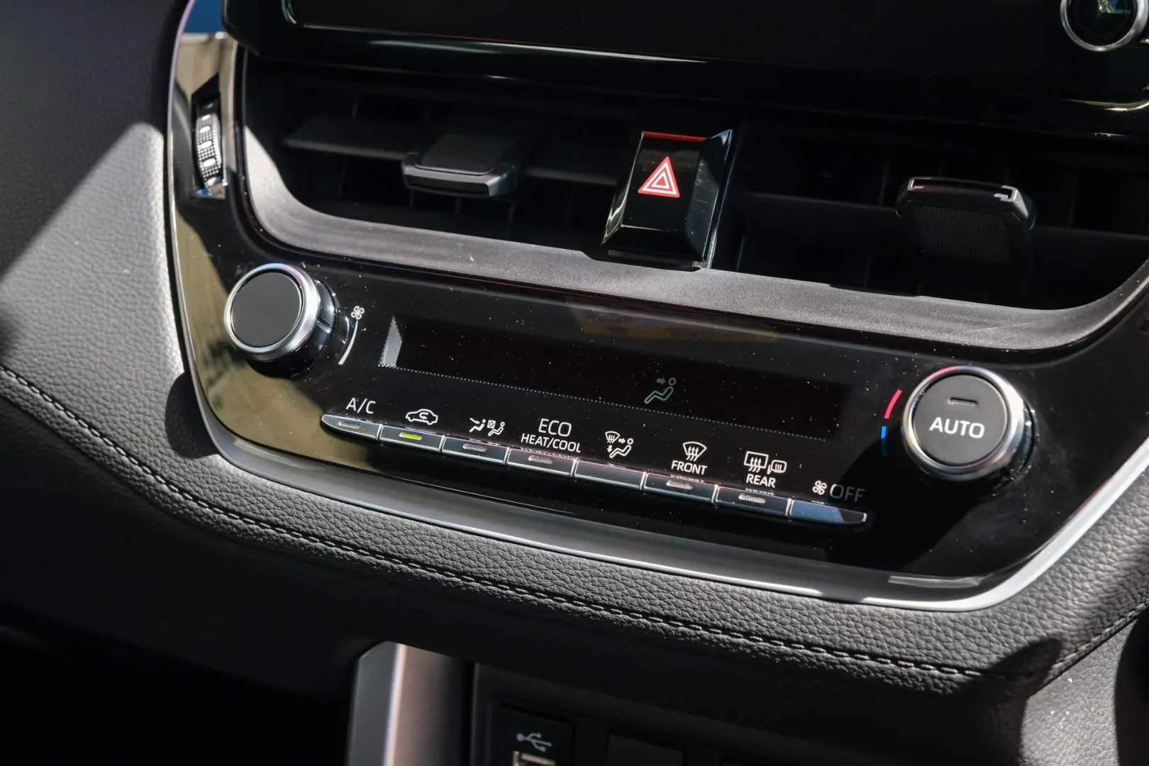 2024 Toyota Corolla Cross Gallery Image 13