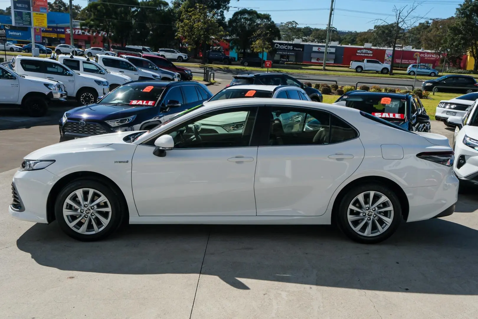 2024 Toyota Camry Gallery Image 3