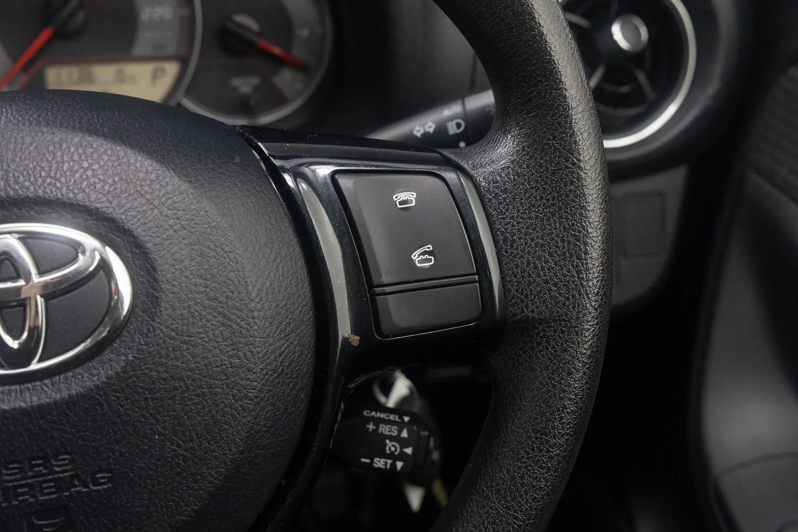 2019 Toyota Yaris Gallery Image 18