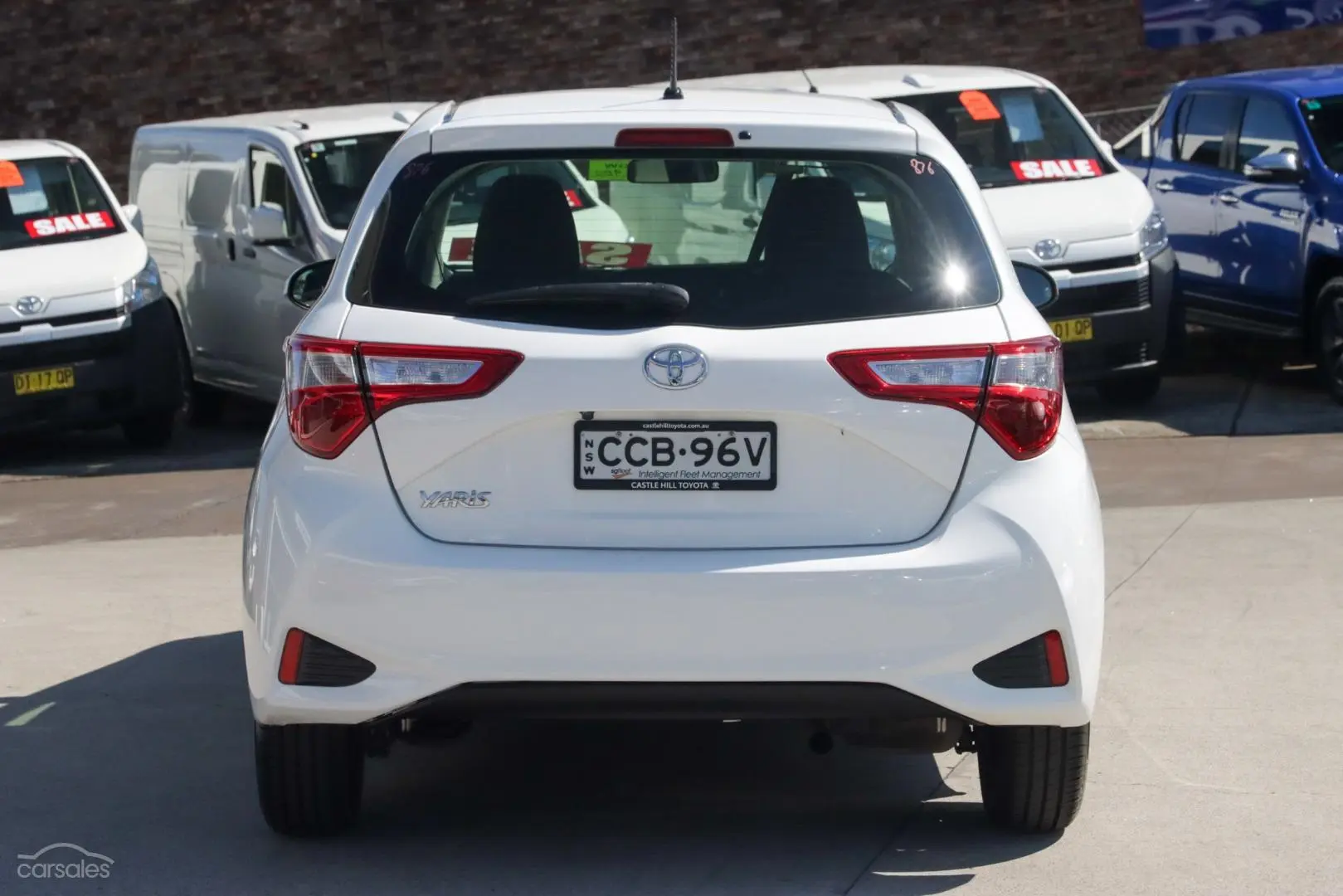 2017 Toyota Yaris Image 5