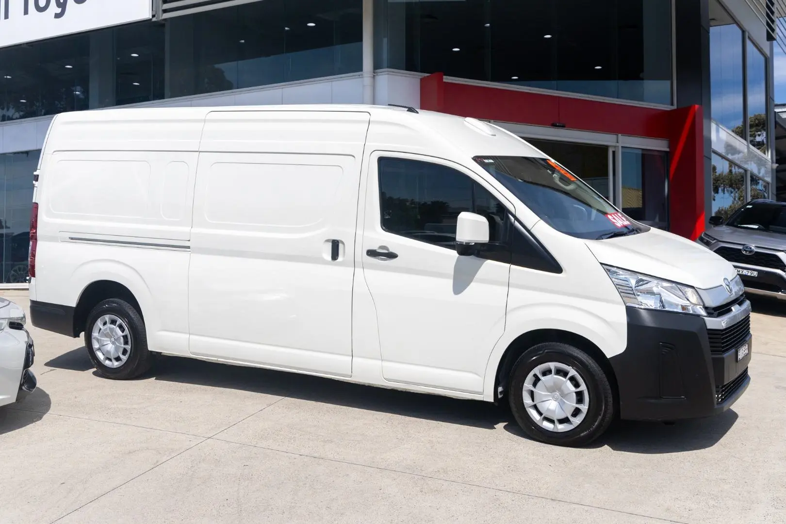 2022 Toyota Hiace Gallery Image 3