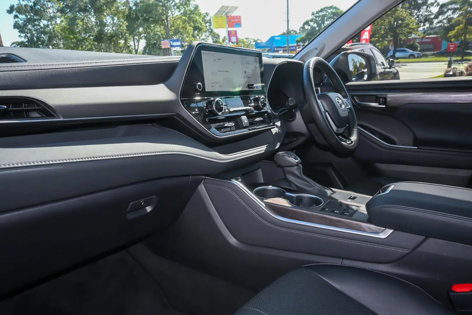 2025 Toyota Kluger Gallery Image 8