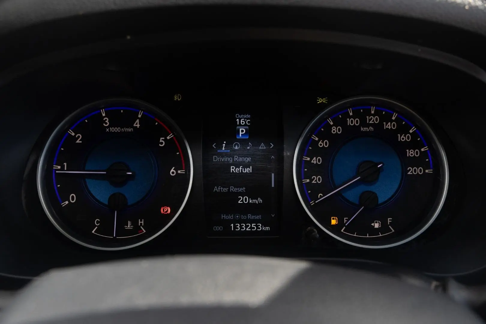 2019 Toyota Hilux Gallery Image 13