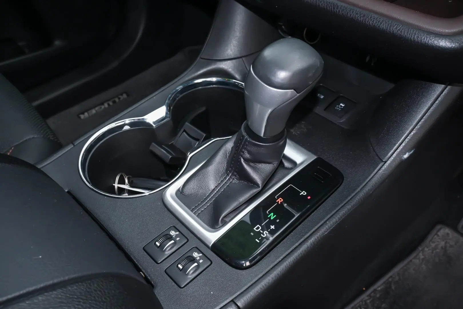 2020 Toyota Kluger Gallery Image 14