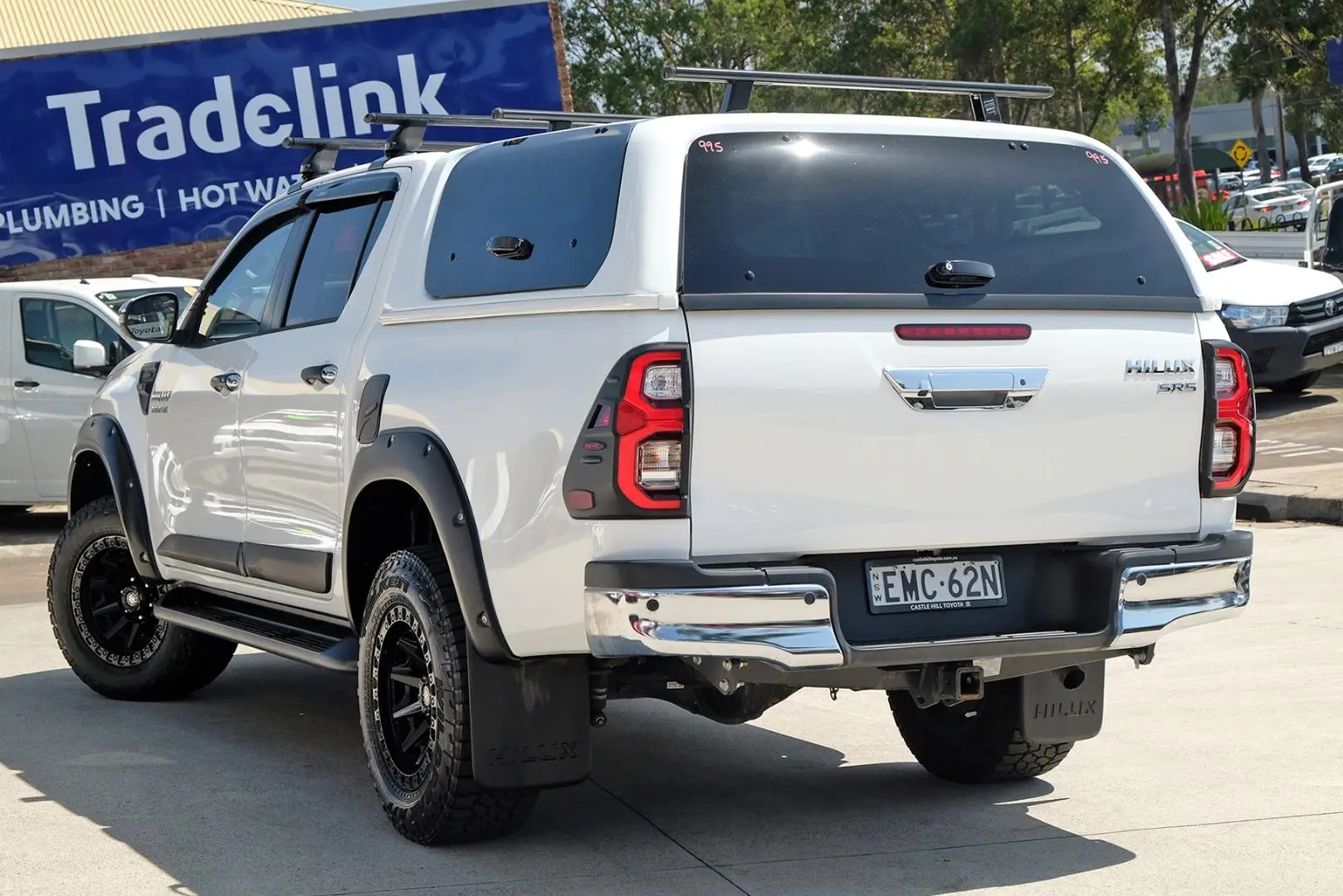 2020 Toyota Hilux Gallery Image 2