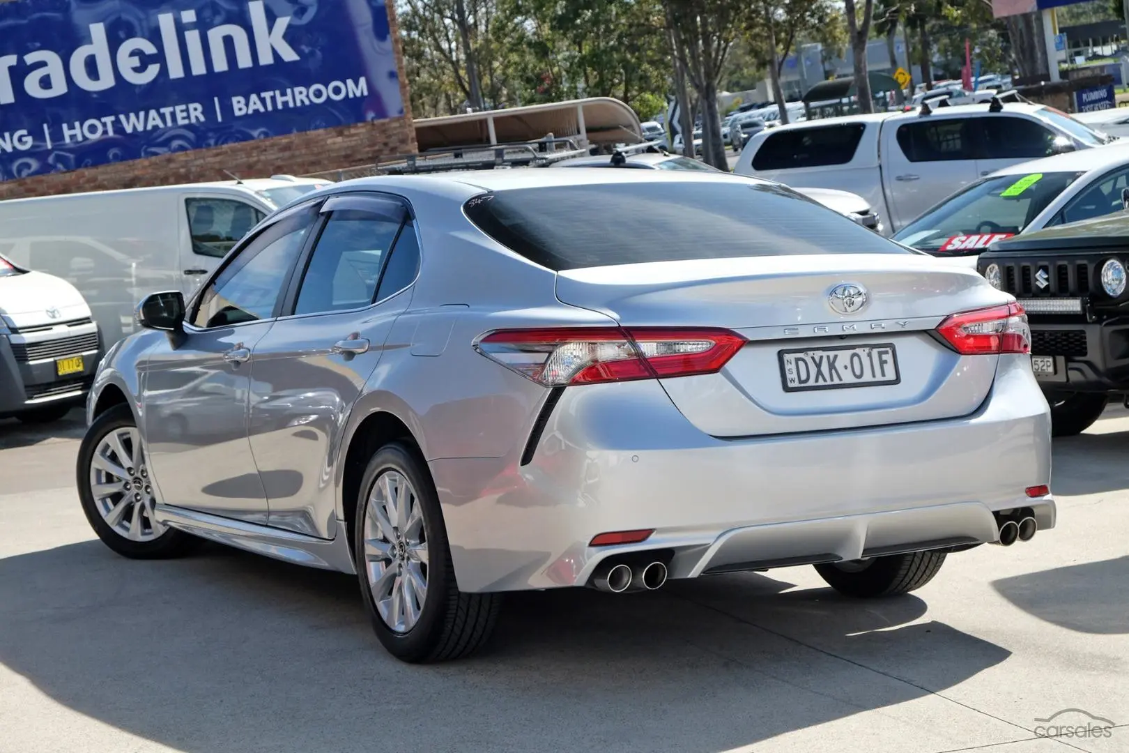 2018 Toyota Camry Image 2