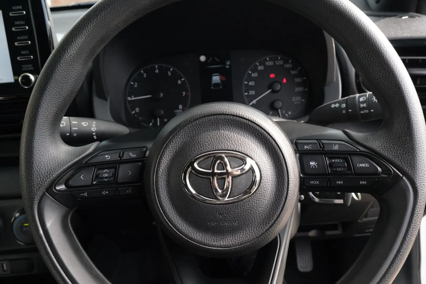 2022 Toyota Yaris Gallery Image 15