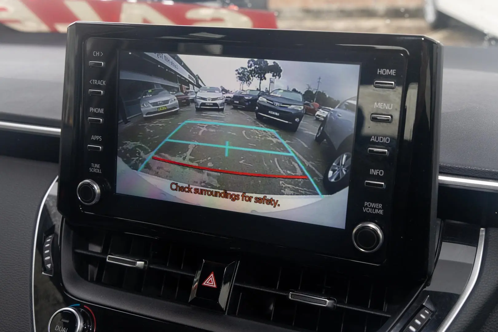 2019 Toyota Corolla Gallery Image 16