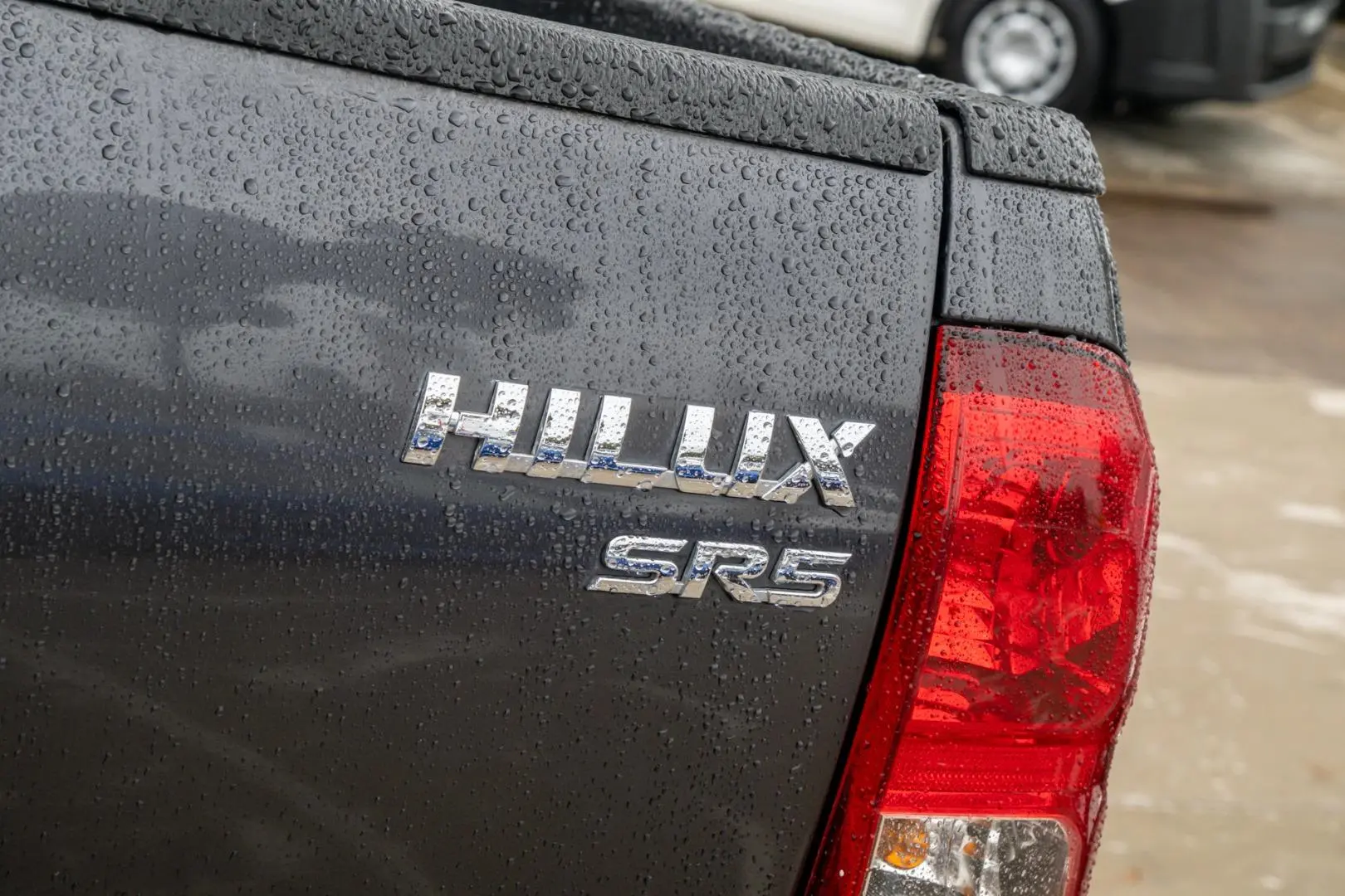 2017 Toyota Hilux Gallery Image 17