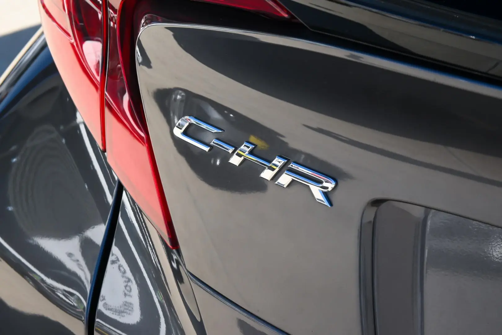 2021 Toyota C-HR Gallery Image 22