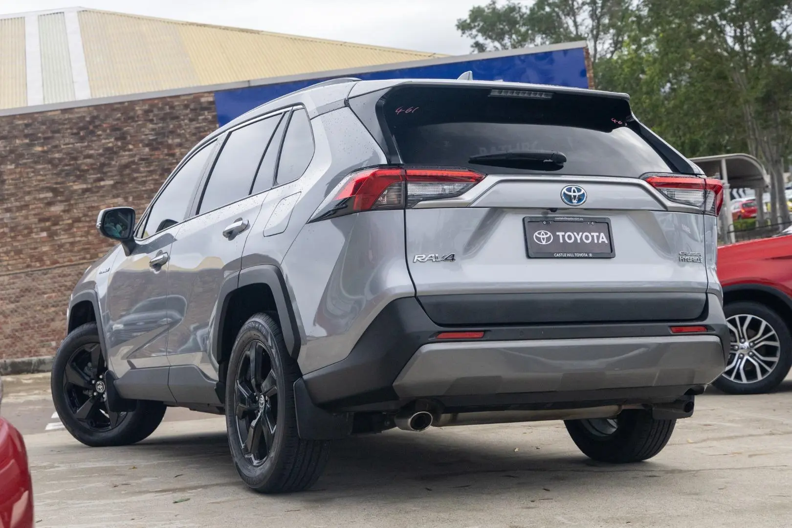2020 Toyota RAV4 Gallery Image 2