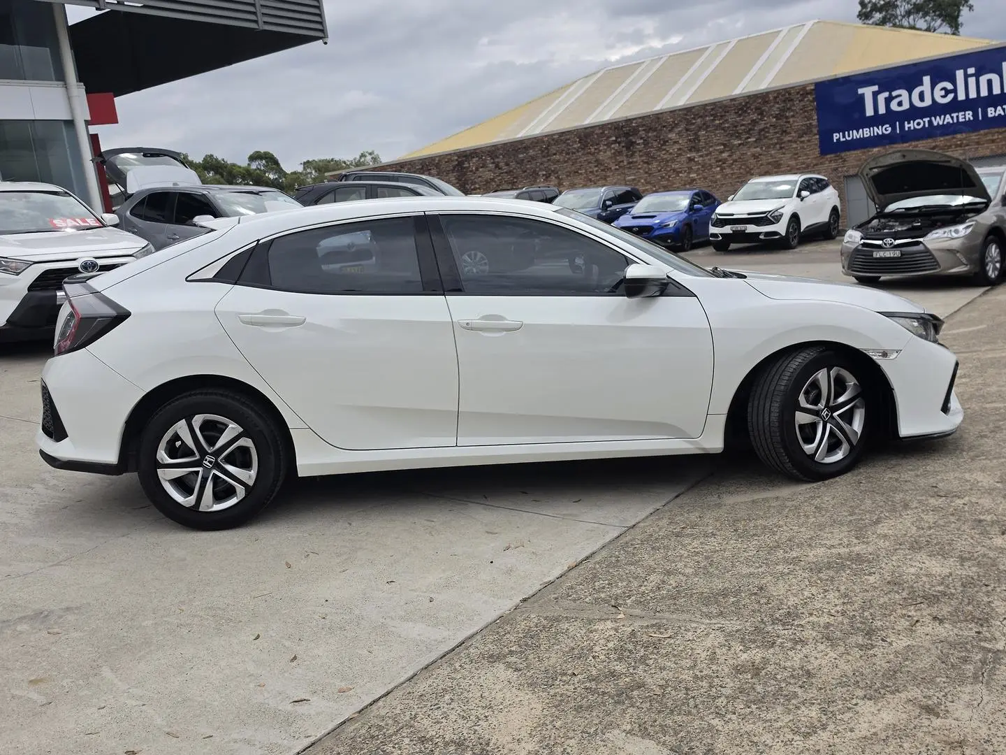 2017 Honda Civic Gallery Image 5