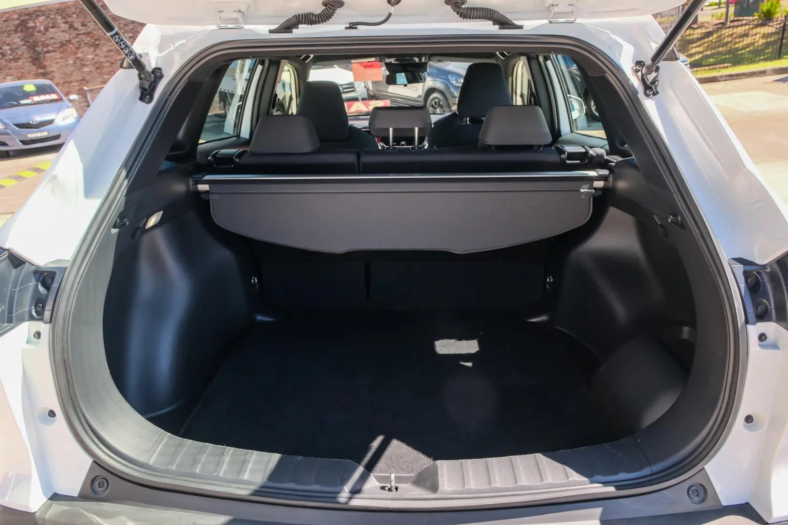 2024 Toyota Corolla Cross Gallery Image 17